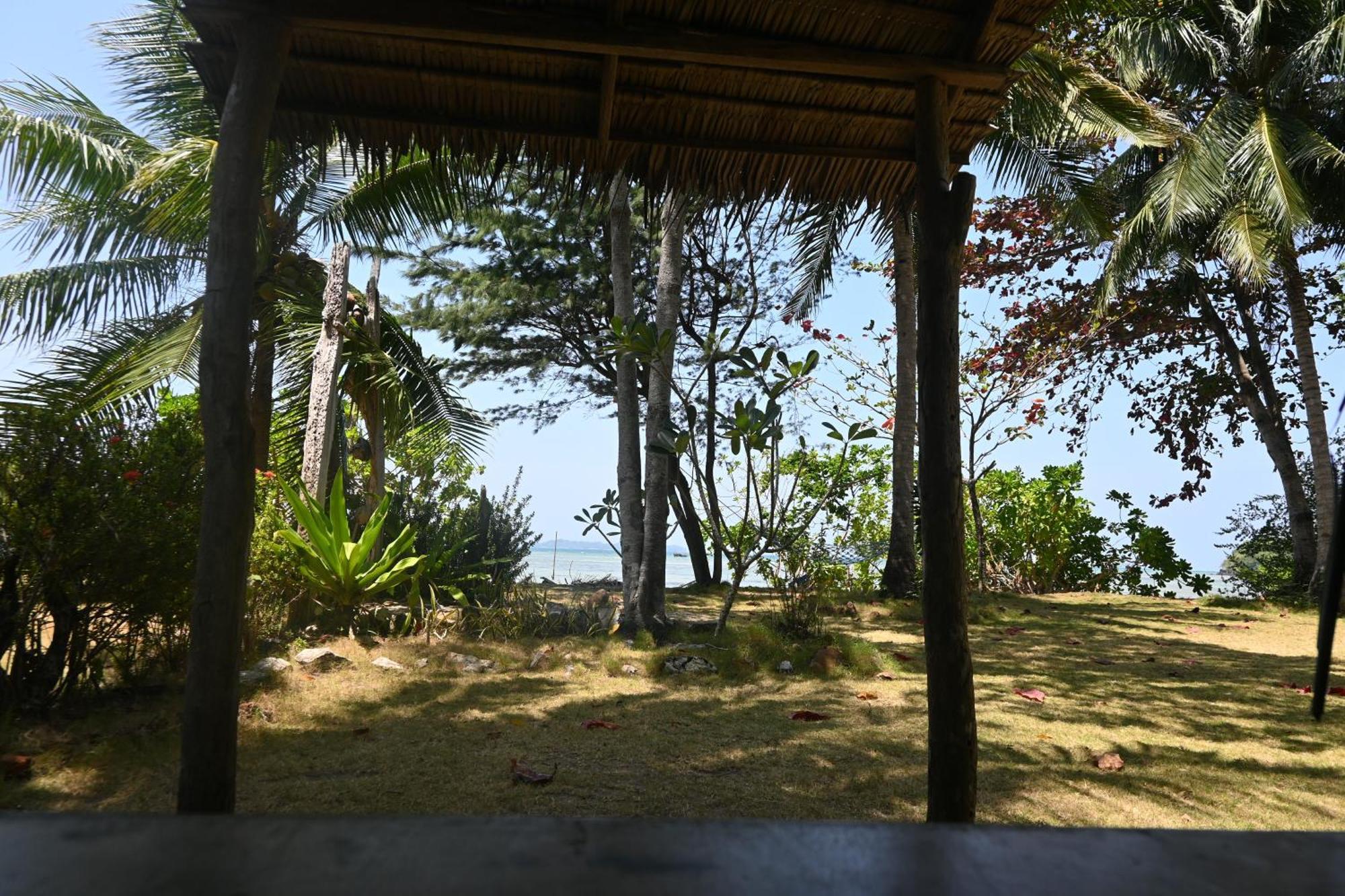 Bunga Jabe Villa Karimunjawa Ngoại thất bức ảnh